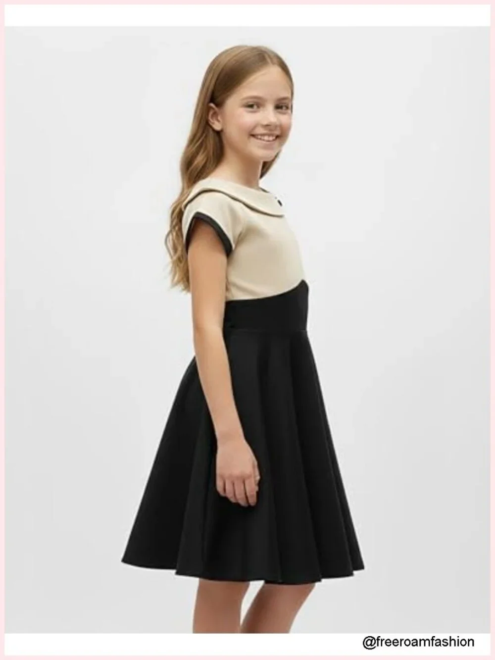Full Circle Flared Skirt Vintage 50's Girls Dress with Decorative Buttons